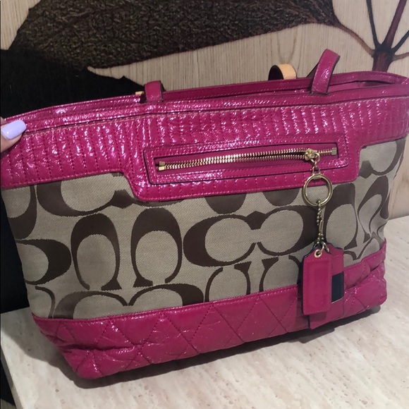 Coach Bag - Picture 2 of 8